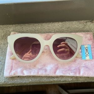 Toms Lourdes Traveler Sunglasses